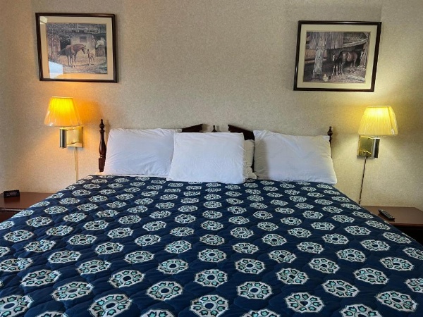 Americas Inn Bardstown image 28