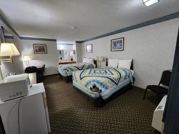 Americas Inn Bardstown 10